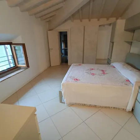 Appartamento Vada Apartmán